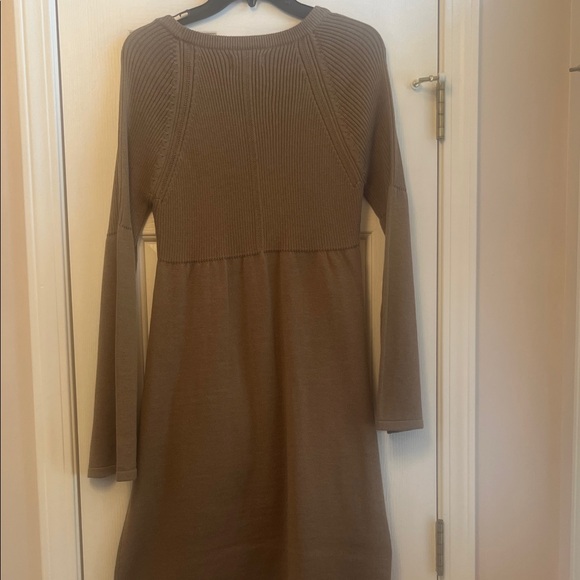 Calvin Klein Tan Ribbed Knit Top - Picture 7 of 8